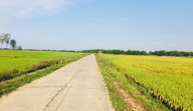 Scenic route from Hoi An to Ba Na Hills (Golden Bridge)