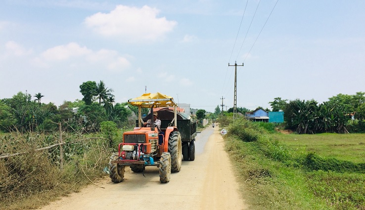 Scenic route from Hoi An to Ba Na Hills (Golden Bridge)