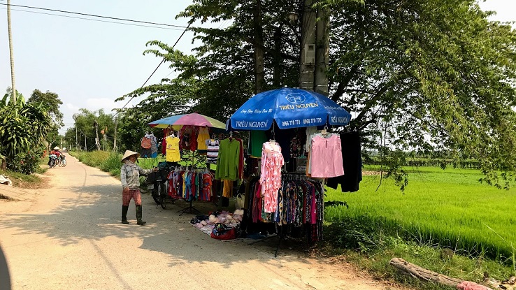 Traditional local trading in Hoi An